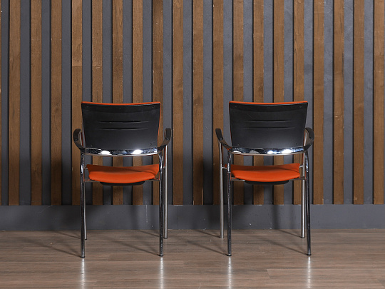 Конференц-кресло Ткань Оранжевый