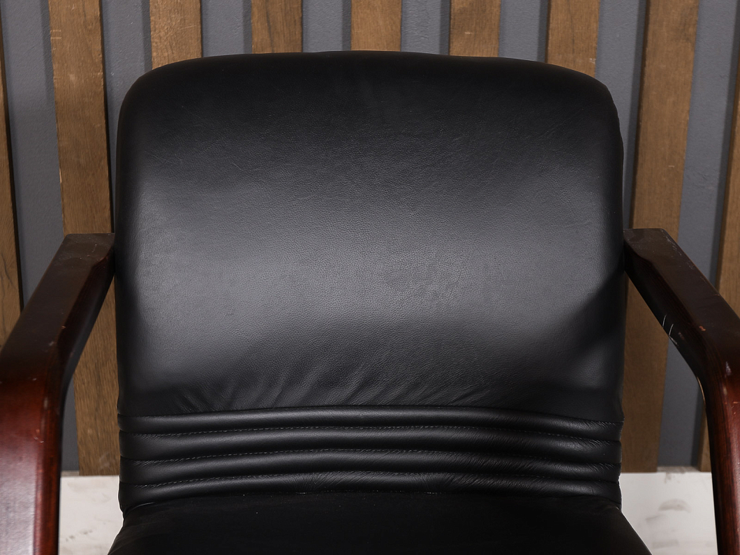 Конференц-кресло Искусственная кожа Чёрный Импорт (КФЭЧ2-090725)