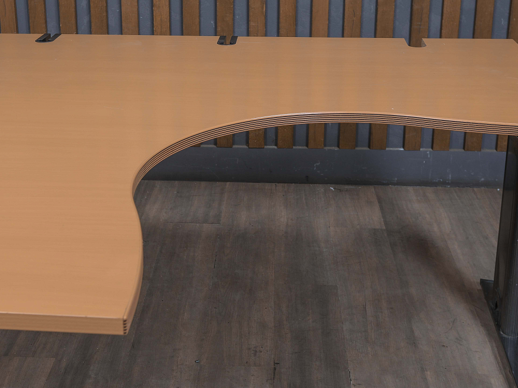 Стол угловой Steelcase ЛДСП Ольха США (СЭОХ-161224)