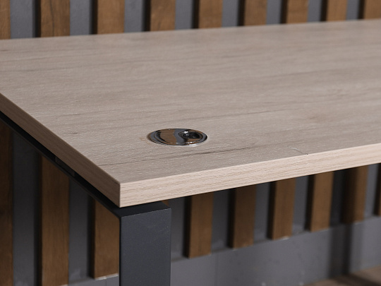 Стол прямоугольный ONIX ЛДСП Дуб Россия