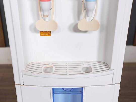 Кулер для воды HotFrost V118 Металл Белый Китай