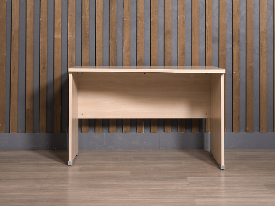 Стол эргономичный ЛДСП Клен