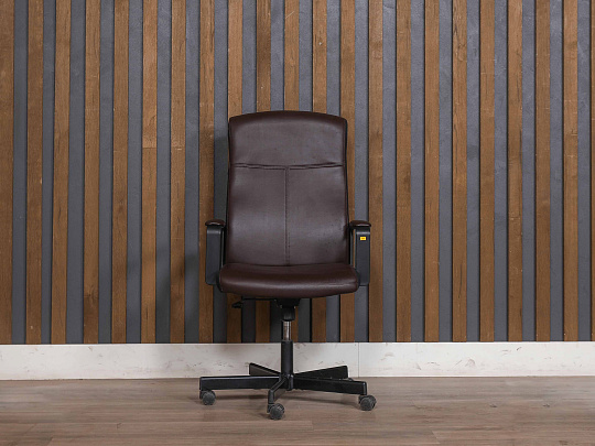 Кресло руководителя Бюрократ Dominus Искусственная кожа Коричневый Россия