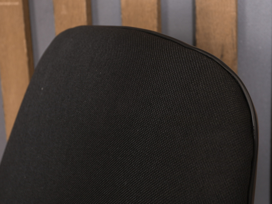 Кресло руководителя БИГ Ткань Чёрный Россия (КРТЧ-БИГ)