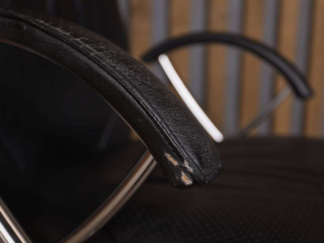 Кресло руководителя Кожа Чёрный Италия (КРЭЧ-090725)