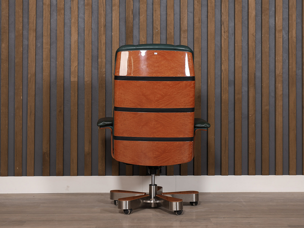 Кресло руководителя R.A. Mobili HERGO A Кожа Зелёный Италия (КРЭЗЛ-090725)