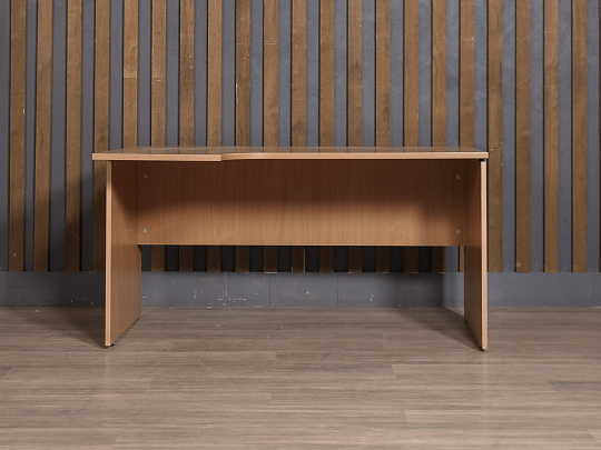 Стол эргономичный ЛДСП Ольха