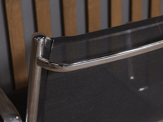 Офисное кресло Luxy Light Mesh C Сетка Чёрный Италия