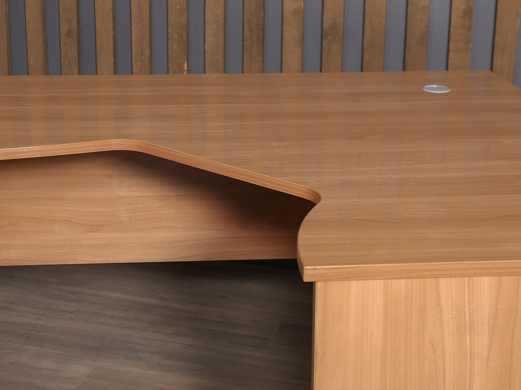 Стол эргономичный ЛДСП Ольха (СПЭОХ-081125)