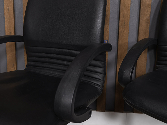 Офисное кресло Nowy Styl Mirage PMN LB SP Искусственная кожа Чёрный Польша