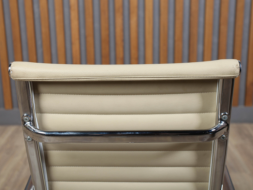 Кресло на колесах для руководителя Искусственная кожа Бежевый (КДРБЖ-150623)