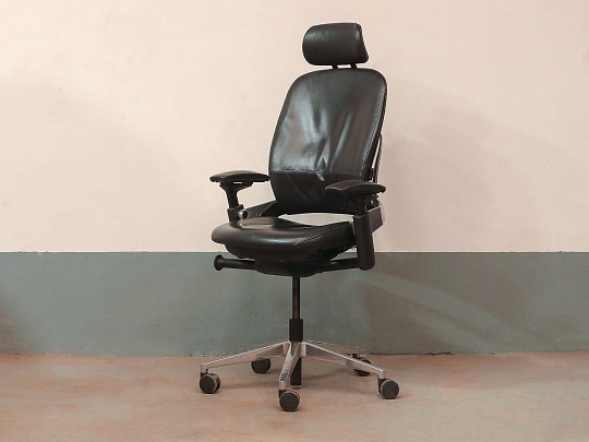 Кресло руководителя Steelcase Leap V2 Кожа Чёрный Франция