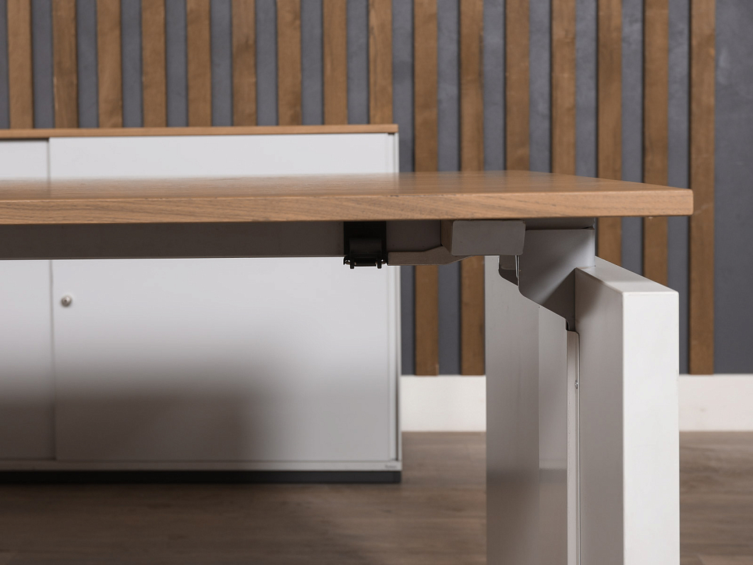 Кабинет руководителя Bene ЛДСП Ольха Австрия (КРОХБ1-030330)