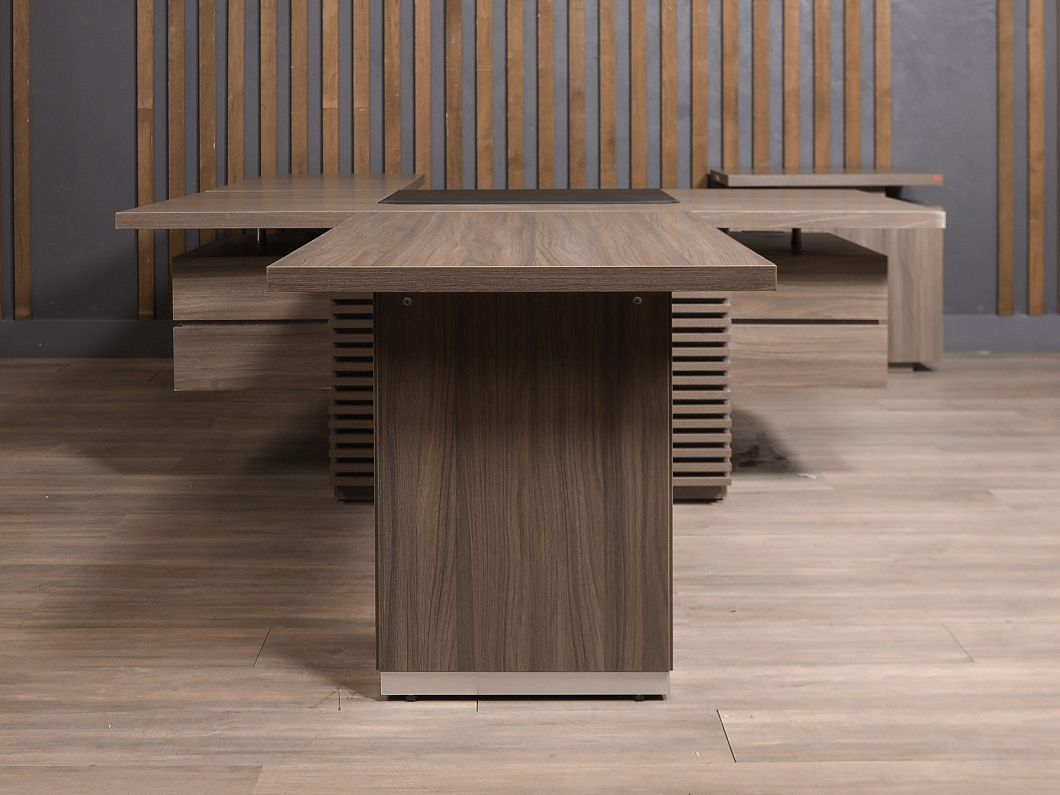 Стол руководителя ЛДСП Ясень шимо (СТРЯШ-131225)