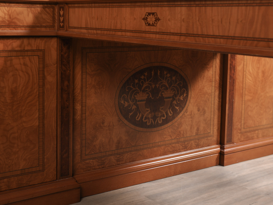 Кабинет руководителя Vicente Zaragoza Royal Массив Ольха Испания (КРОХ-271125)