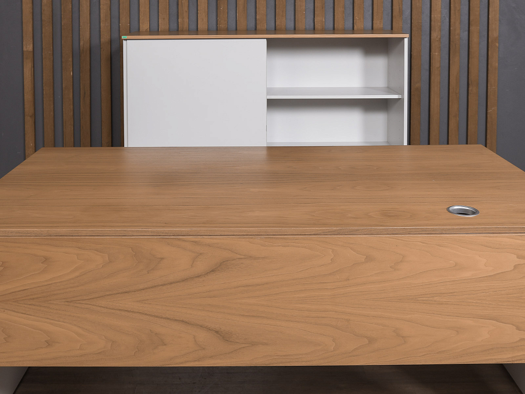 Кабинет руководителя Bene ЛДСП Ольха Австрия (КРОХБ-030330)