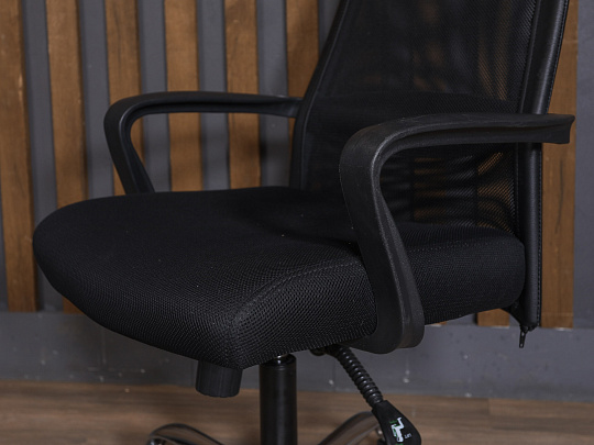 Офисное кресло МАРКУС Сетка Чёрный