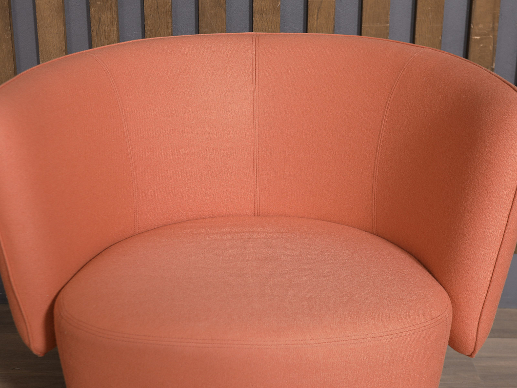 Кресло SOFTLINE Ткань Красный Дания (КМТРЗ2-281225)