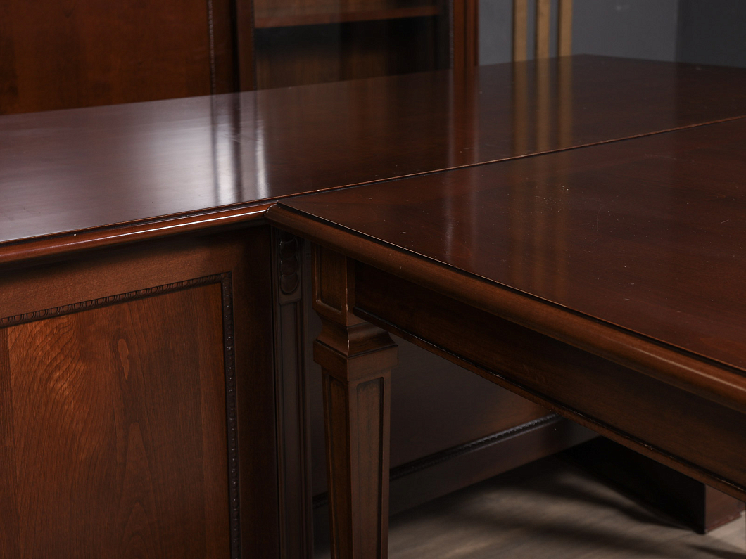 Кабинет руководителя МДФ Вишня (КРВШ1-090725)