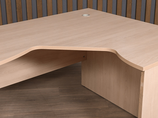 Стол эргономичный ЛДСП Бук