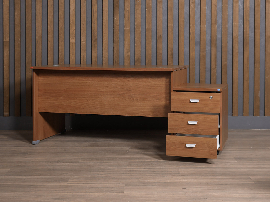 Стол с тумбой ЛДСП Орех (СТОХ-161125)