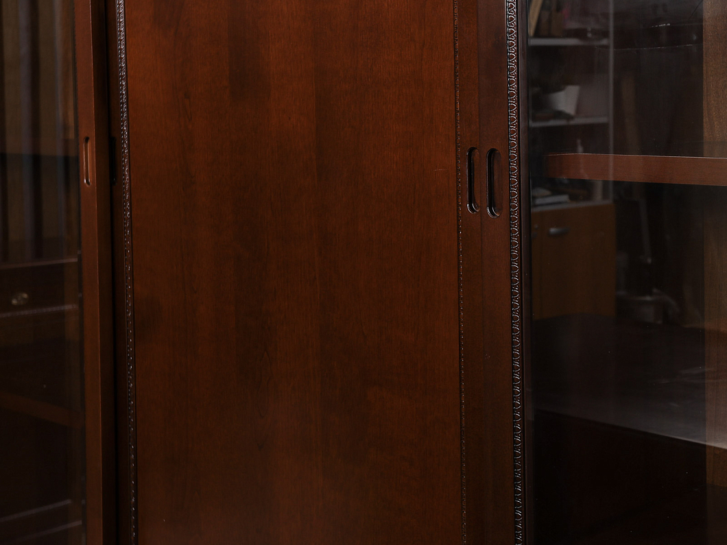 Кабинет руководителя МДФ Вишня (КРВШ1-090725)