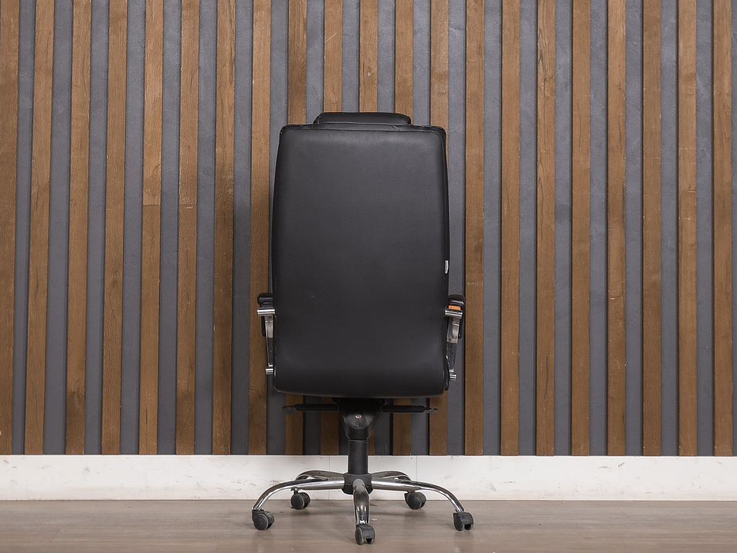 Кресло руководителя Протон Кожа Чёрный (КРКЧ-290525)