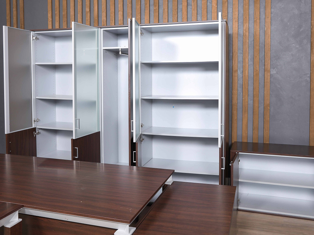 Кабинет руководителя HAN Шпон Венге Италия (КРВГ-090725)