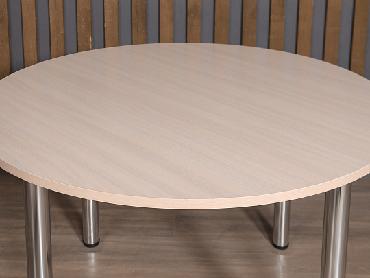 Стол для переговоров ЛДСП Клен