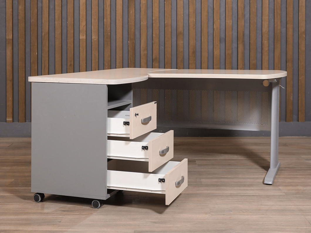 Стол с тумбой Berlin ЛДСП Дуб Россия (СПДМБ1-271225)