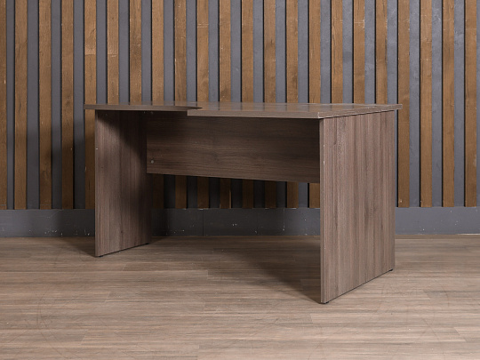 Стол эргономичный ЛДСП Ясень шимо