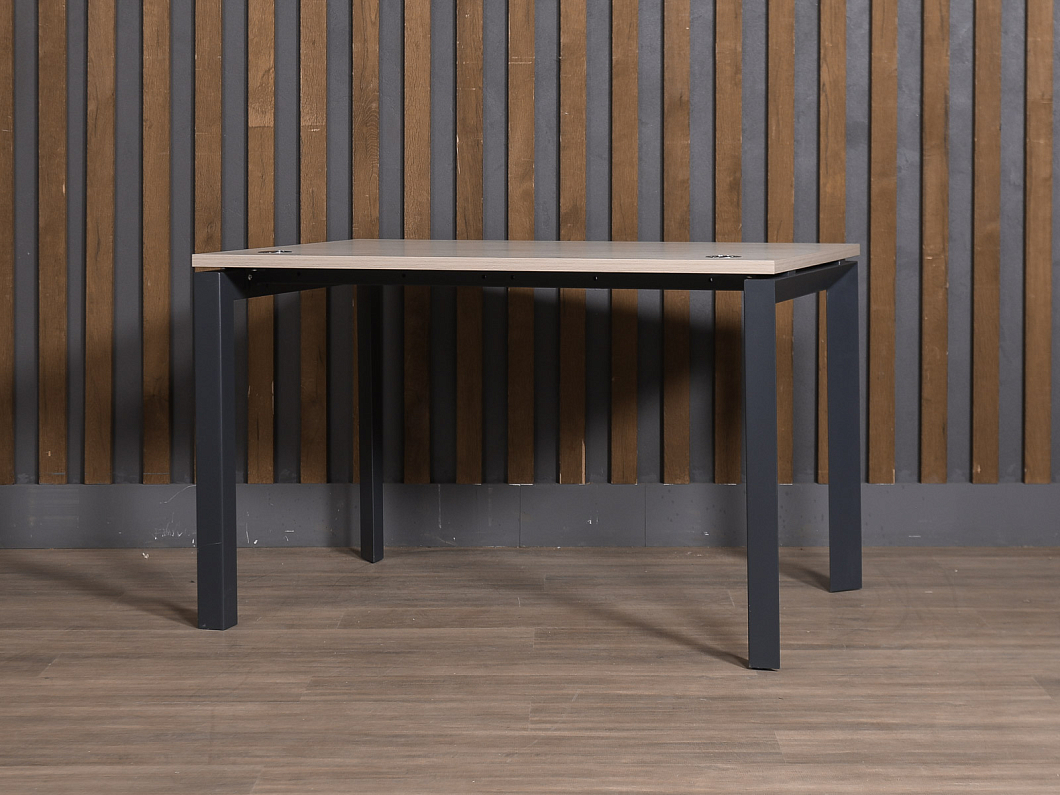 Стол прямоугольный ONIX ЛДСП Дуб Россия (СПД3-251025)