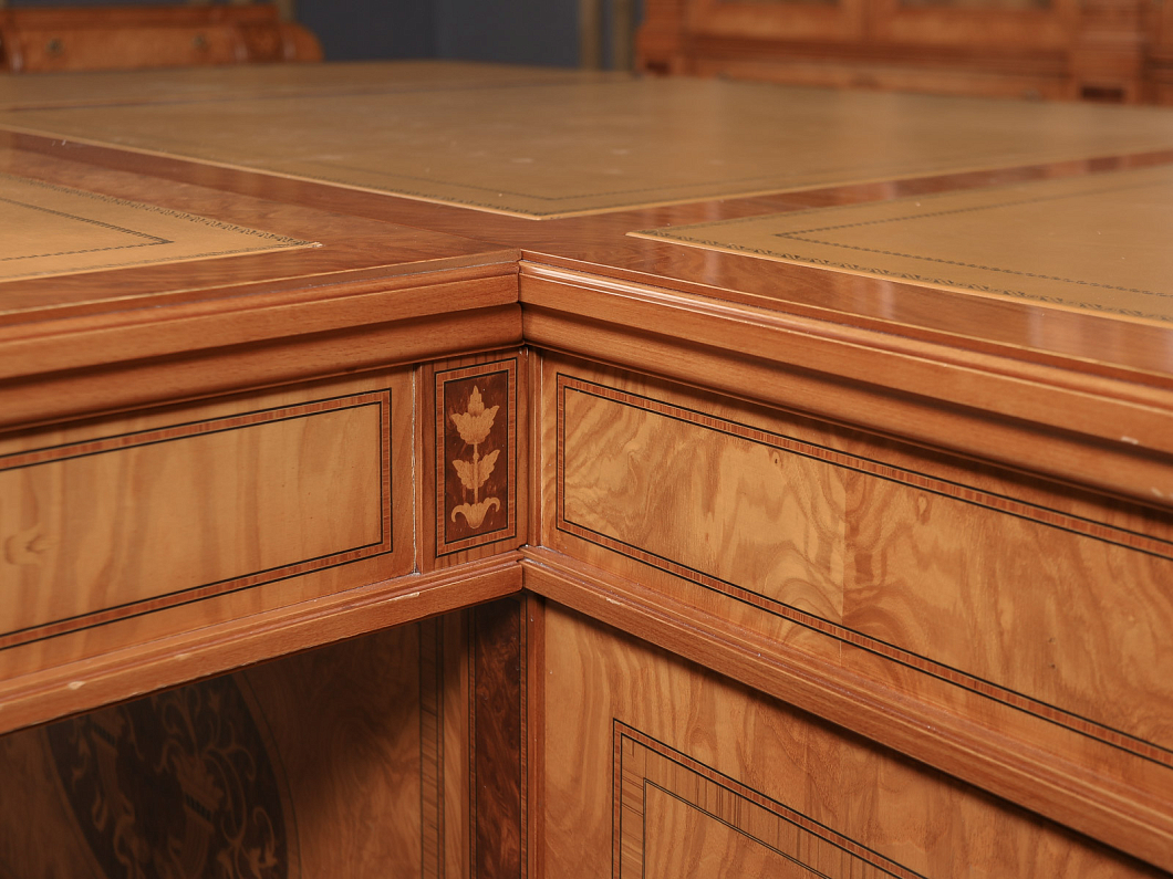 Кабинет руководителя Vicente Zaragoza Royal Массив Ольха Испания (КРОХ-271125)