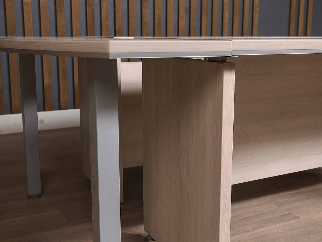 Стол для переговоров ЛДСП Дуб (СГД-210825)