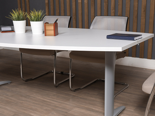 Стол для переговоров ЛДСП Белый