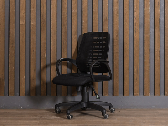 Офисное кресло Ирис Сетка Чёрный Россия