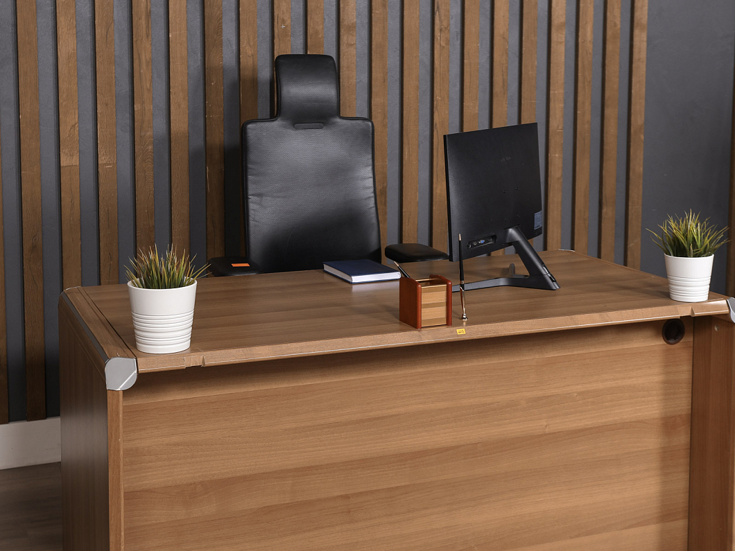 Стол руководителя ЛДСП Ольха (СРОХ-121125)