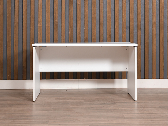 Стол прямоугольный ЛДСП Белый