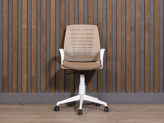 Офисное кресло OLSS Ирис Искусственная кожа Бежевый Россия