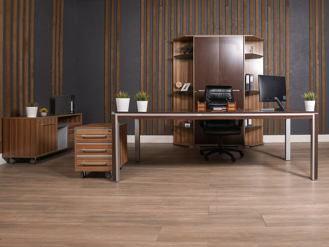 Кабинет руководителя ЛДСП Орех (КРЗБОР-100925)