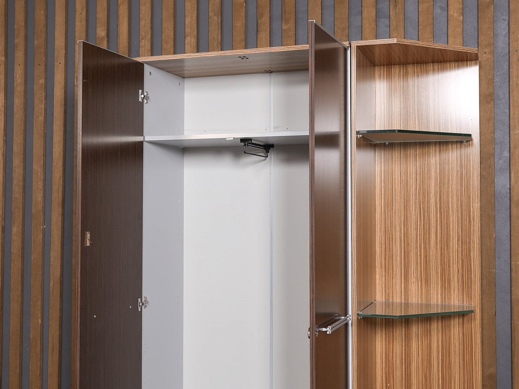 Кабинет руководителя ЛДСП Орех (КРЗБОР-100925)