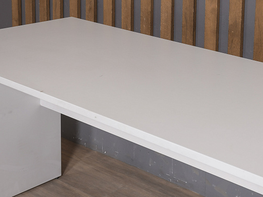 Стол прямоугольный ЛДСП Серый