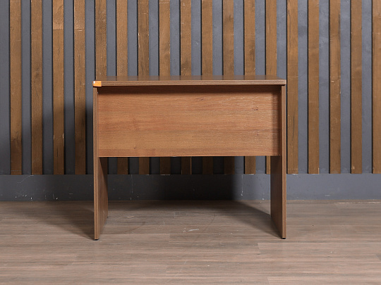 Стол прямоугольный ЛДСП Орех