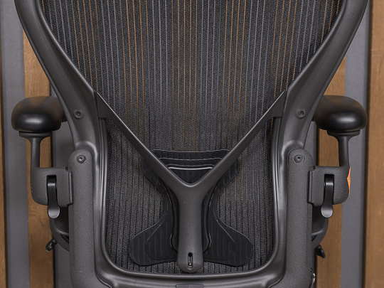 Кресло руководителя Herman Miller Aeron Сетка Чёрный США