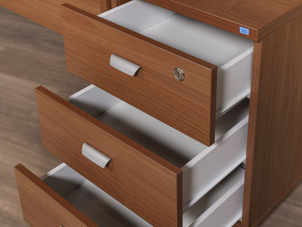 Стол с тумбой ЛДСП Орех (СТОХ-161125)