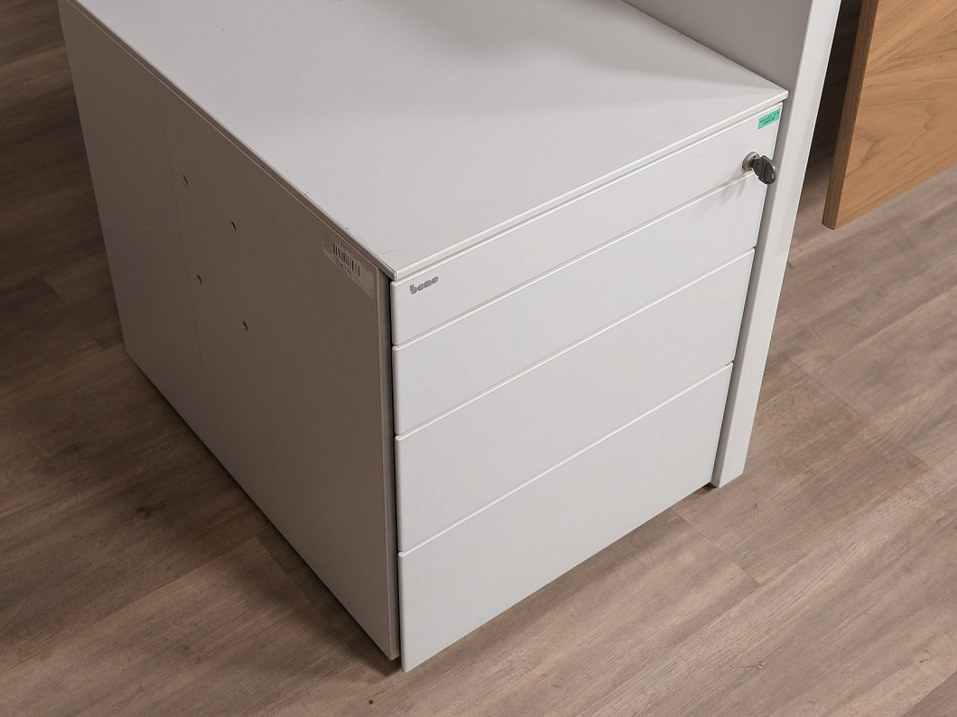 Кабинет руководителя Bene ЛДСП Ольха Австрия (КРОХБ-030330)