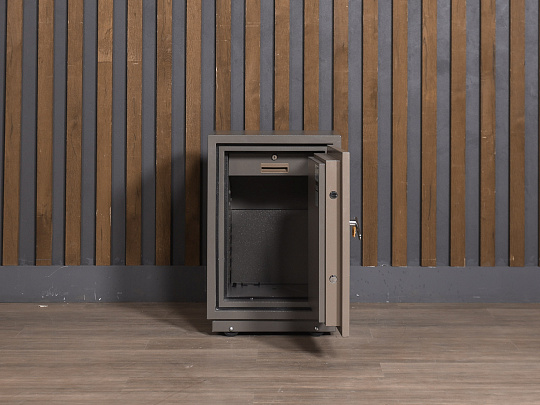 Сейф VALBERG FRS-66T KL Россия