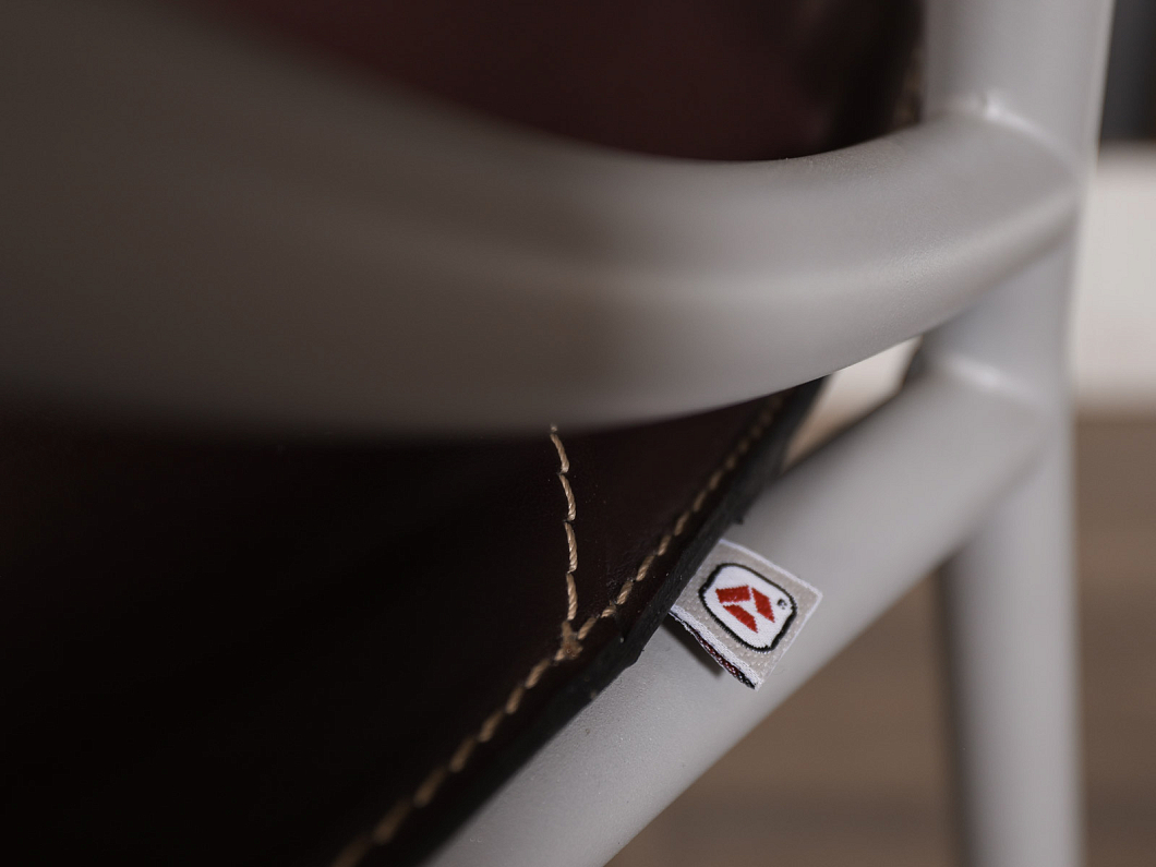 Конференц-кресло Codutti Master Point Кожа Фиолетовый Италия (КФЭФ-090725)