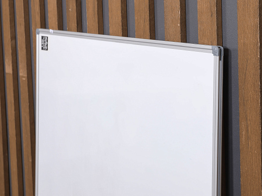 Доска магнитно-маркерная Пластик Белый