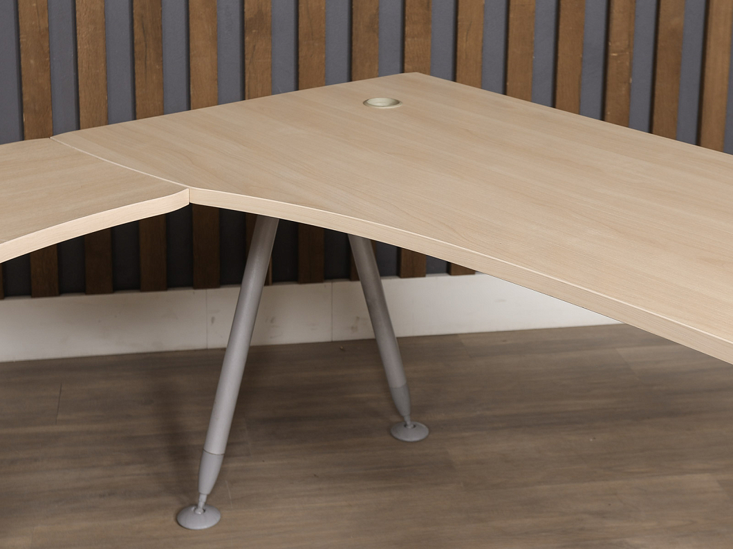 Стол Левый эргономичный с тумбой ЛДСП Бук (СТЭБКМ-190825)